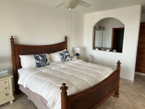 Cupecoy ocean view 2BR condo - pools/private beach
