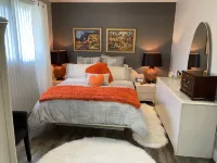 Executive Southside home close to all amenities, by Henderson lake & golf course