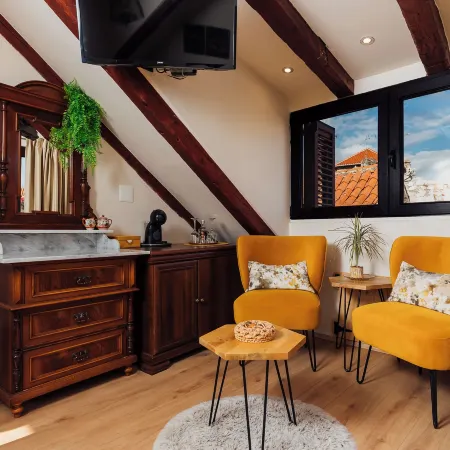 Old Town Villa Trogir Stars with Free Parking
