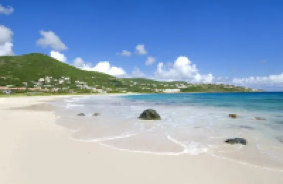 Direct Beachfront 6 BDR/en-suite /maid included. Excellent service. Rare gem (A)