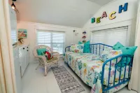 Ocean View, Sleeps 8, SUP, Beach Toys