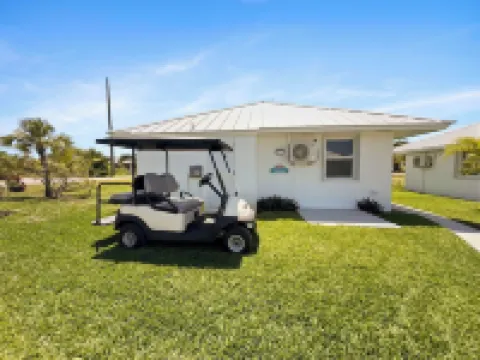 Golf Cart Included, Abaco Villa, Treasure Cay, Bahamas, 100 yards from beach