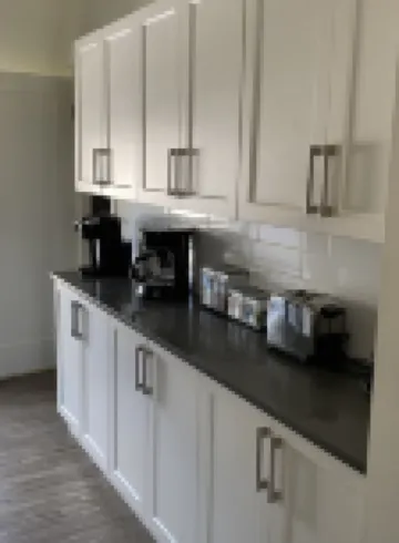 Cozy Condo minutes from RMR & Soon Cabot Pacific Golf