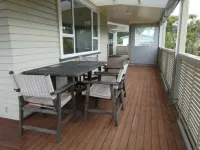Family holiday home at Waitarere Beach. Hotels in Waitarere