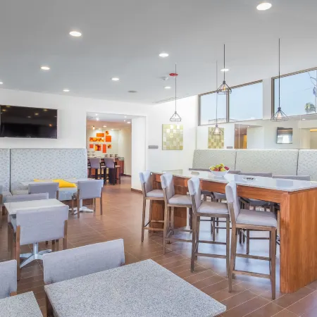 Hampton Inn & Suites by Hilton Los Cabos