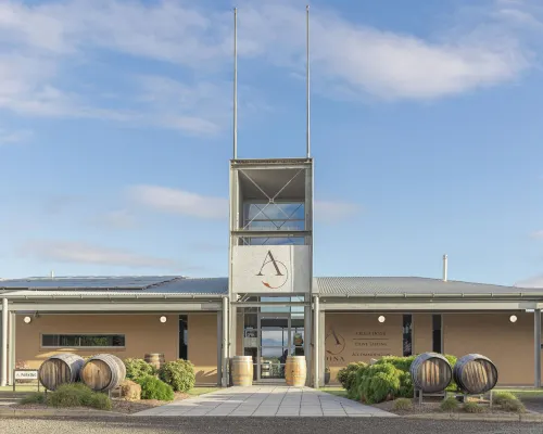 Adina Vineyard Hotels in Lovedale