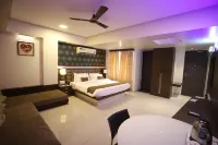 호텔 세븐 스카이 Datta Mandir (Shingave) 주변 호텔