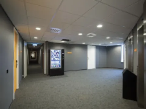 イージーホテル アムステルダム アリーナ ブレヴァール アムステルダムのホテル