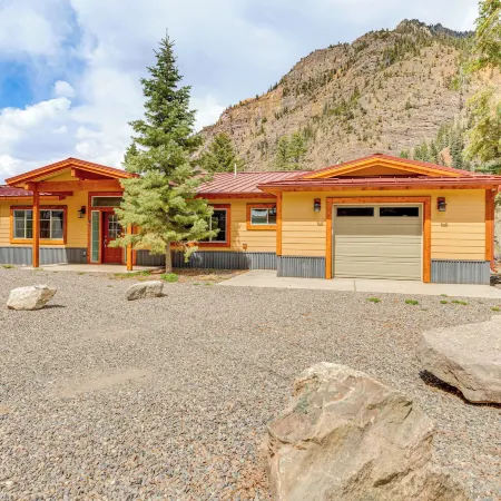 On-site River Access: Mtn-view Ouray Oasis!