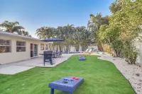 2 Mi to Beach: Home w/ Pool, Grill & More in Largo - Homestays