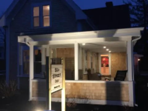 Sea Street Inn Hotels in Barnstable