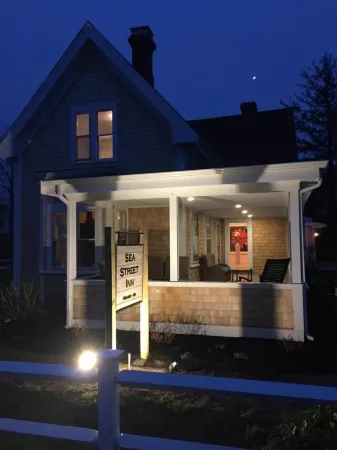 Sea Street Inn Отели в г. Барнстейбл