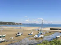14 Cae Pin Hotels in Abersoch