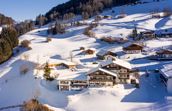 丹尼格勒亨安培酒店