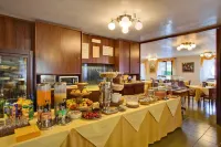 Hotel Astra Hotels in Tignale