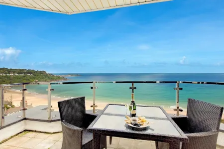 Blue Vista Отели в г. Гвитиан