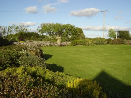 Springlawn Отели в г. Treanlaur