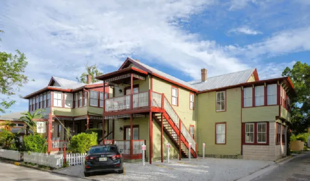 Victorian House Bed and Breakfast