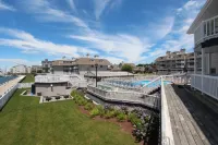 Wellington Resort - Rooftop Pools
