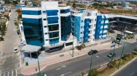 Navio Hotel Hotels near مانتا