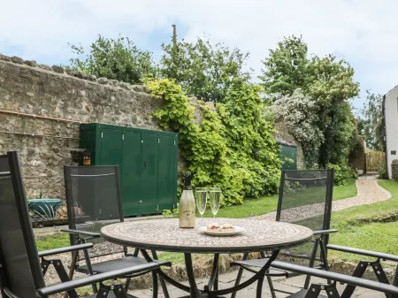 St Edmunds House Отели в г. Снейп вит Торп