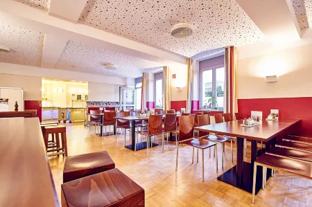 DJH-Gästehaus Bermuda3Eck Отели рядом с достопримечательностью «Кемнадер-Зе»