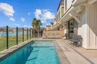 Sandy Beach Estate by RedAwning - Villas