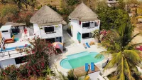 Beachfront Paradise Boutique Hotel - Pools