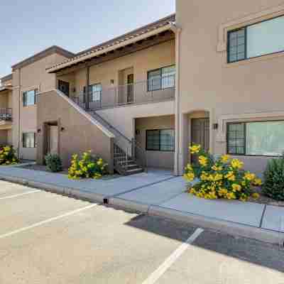 Central Tucson Condo w/ Community Pool + Hot Tub! Hotel Exterior