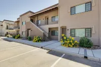 Central Tucson Condo w/ Community Pool + Hot Tub! - Condos