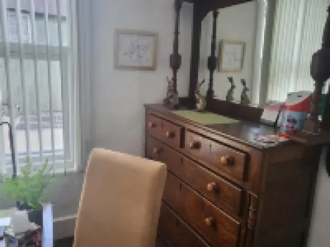 23A High St