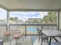 Panama City Condo w/ Balcony & Pool, Walk to Beach Hotels in Bay County