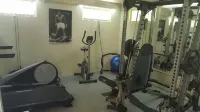 Shades - Gym