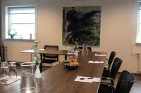Givskud Zoo Hostel Các khách sạn ở Give