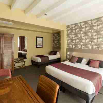 Logis Hôtel le Vert Galant Rooms