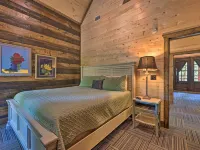 Hot Tub and Fire Pit Broken Bow Retreat! فنادق في بروكن بو