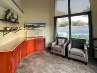 Inn by the Bay Monterey - Pet friendly
