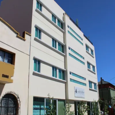 Suites Chapultepec Hotels near Centro