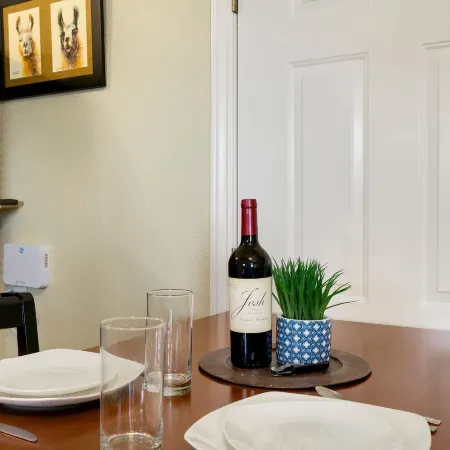 Llama-Stay at Spooky Tooth Ranch – Mtn Views!!