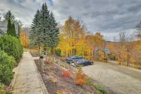 Ski-in/Ski-Out w/ Sauna in Jay Ski Peak Resort!
