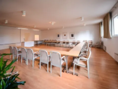 Hotel Sea Front โรงแรมในRaseborg