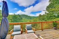 Mtn View + Fire Pit: Pet-Friendly Woodlawn Cabin! - 3 stjerner