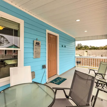 Family-Friendly Home, Walk to Steinhatchee River!