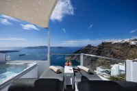 Nevma Suites Hotels in Thira
