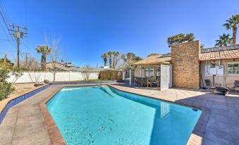 Elegant Home w/ Pool Table: 3 Mi to Vegas Strip!