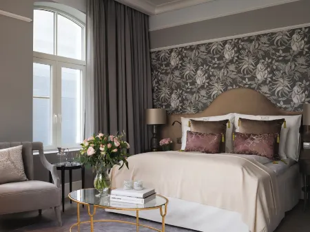 Britannia Hotel Отели рядом с достопримечательностью «Ringve Botanical Gardens»