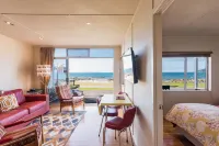 Golden Sand Beachfront, Cable Bay Stays, Cable Bay, Northland Отели в г. 