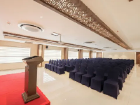 VSC PORTO MARINA Hoteles en Kottukal
