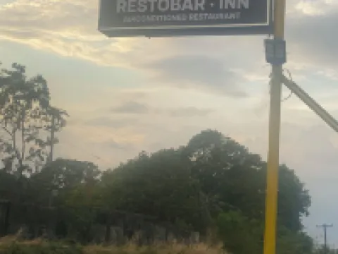 Krossroads Inn Hotels in Bagac
