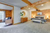 Mtn-View Waynesville Home Near Trout Stocked Creek - parking